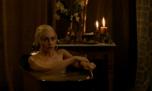 1 emilia clarke game of thrones daenerys targaryen 4 jpg jpeg