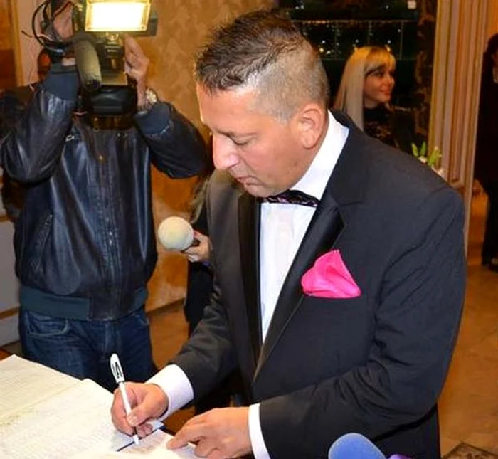 
    Costin Mărculescu a depus miercuri plângerea penală la parchetfoto: arhiva personală  