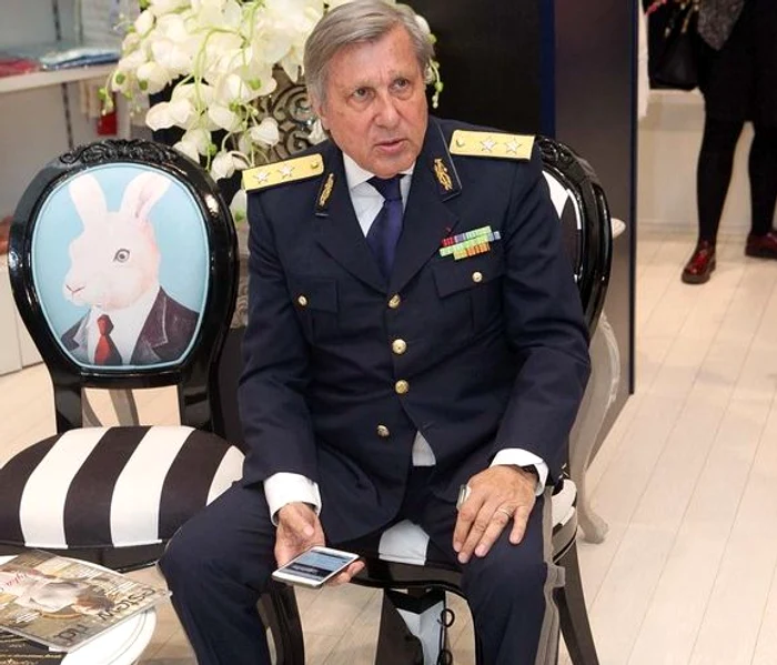 Ilie Năstase rămâne cu pedeapsa de 9 luni şi 10 zile de închisoare cu amânarefoto: Click!