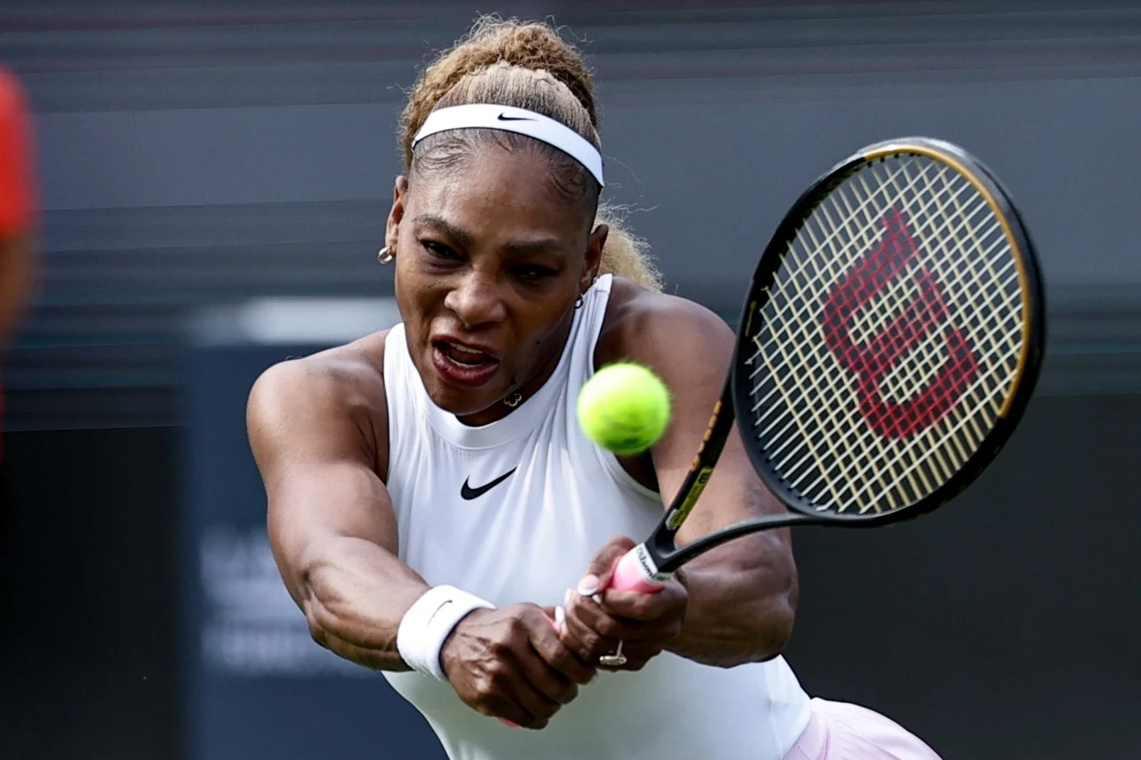 Serena Williams revine pe iarba de la Wimbledon și în proba de simplu! Ea a jucat două meciuri de dublu vara aceasta