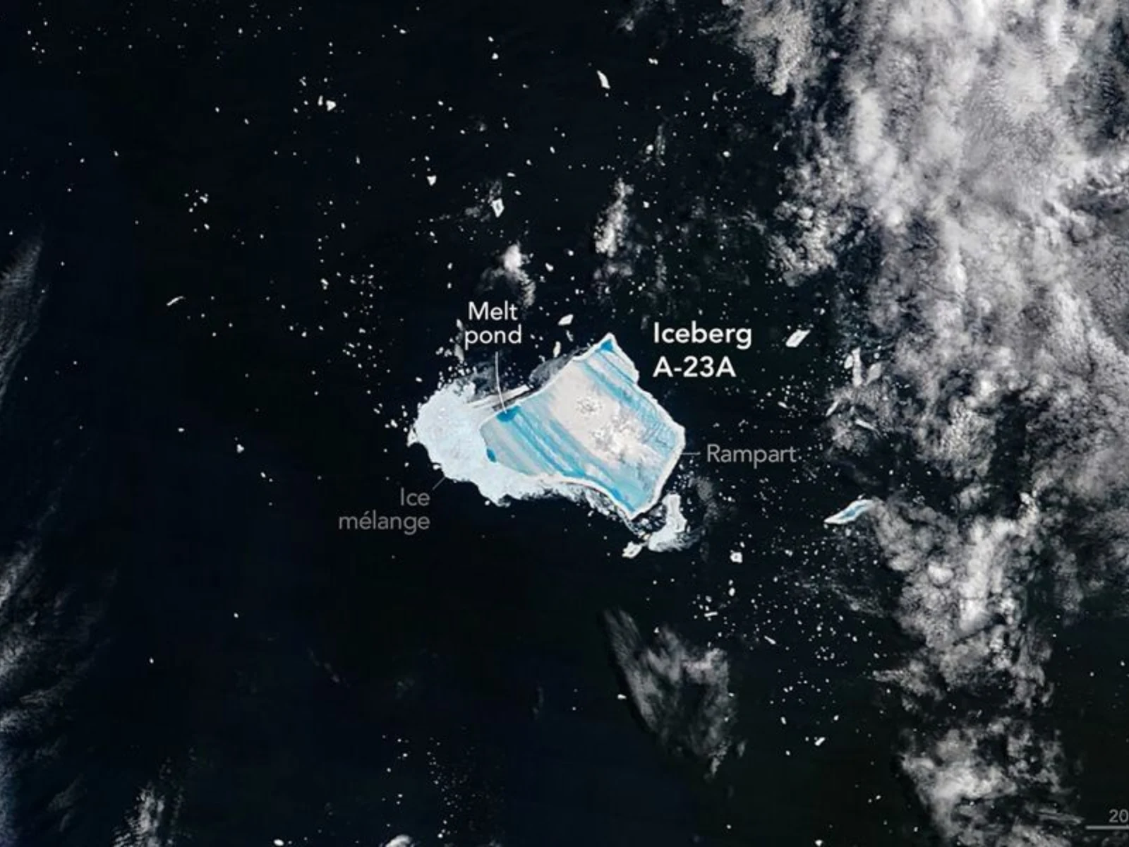 Motivul pentru care cel mai mare aisberg din lume a devenit albastru. Ce se întâmplă cu „Regele mărilor”