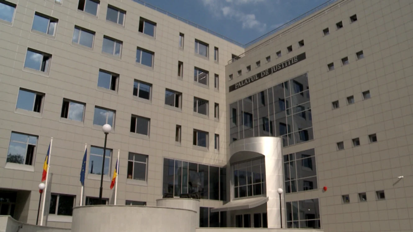 Tribunalul Iași a audiat prin video-conferință ”mortul”, aflat într-o republică ex-iugoslavăFoto: portal.just.ro