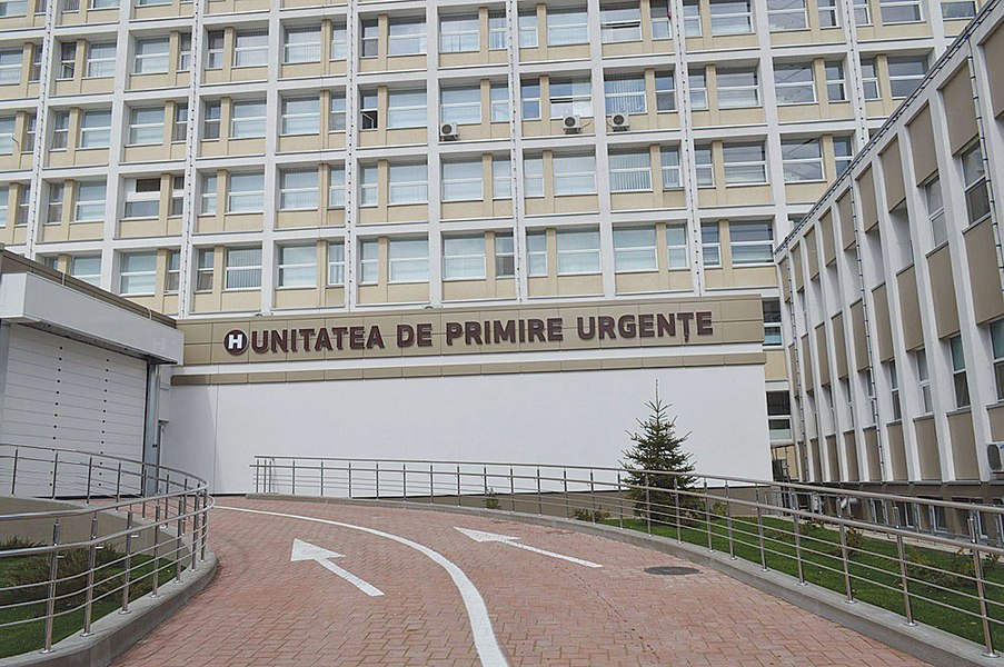 Bărbat de 32 de ani, tatăl a doi copii, prins într-un utilaj, la locul de muncă. Are nevoie de sânge, fiind în stare foarte gravă