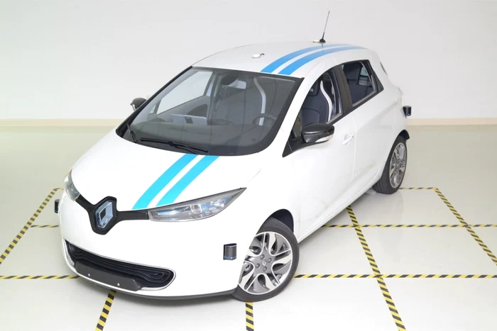 Renault prezintă în premieră Sistemul Autonom de Evitare a Obstacolelo