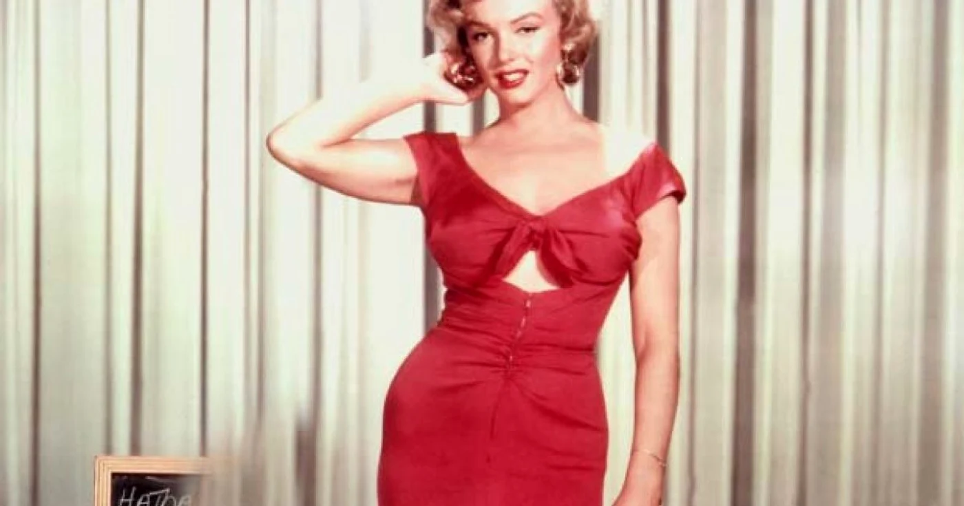 Marilyn Monroe, bomba platinată  şi sexy