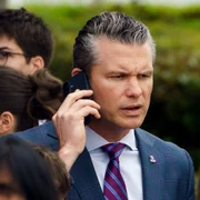 Secretarul apărării Pete Hegseth a rămas fără trei dintre consilieri FOTO EPA EFE jpg