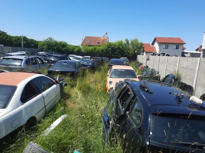 Centrele de dezmembare mașini și serviceurile au fost controlate FOTO RAR