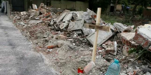 zid prabusit arhiva adevarul