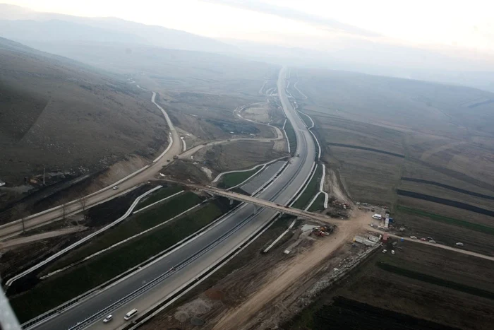 Autostrada Transilvania trebuia să aibă 415 kilometri. FOTO: Adevărul