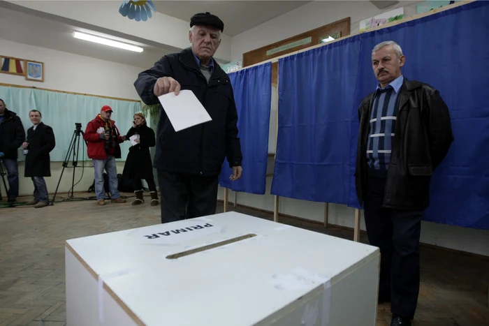 Prezenţa la vot în Capitală era de 28,99% la ora 17.00