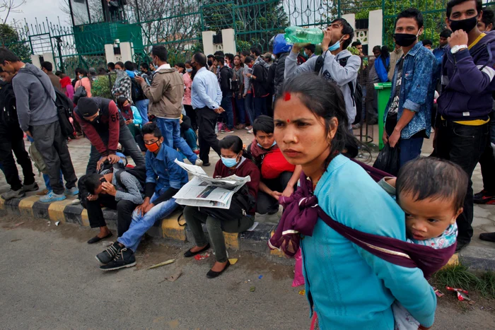 Cutremur în Nepal. Numărul celor răniţi este de aproape 8.000