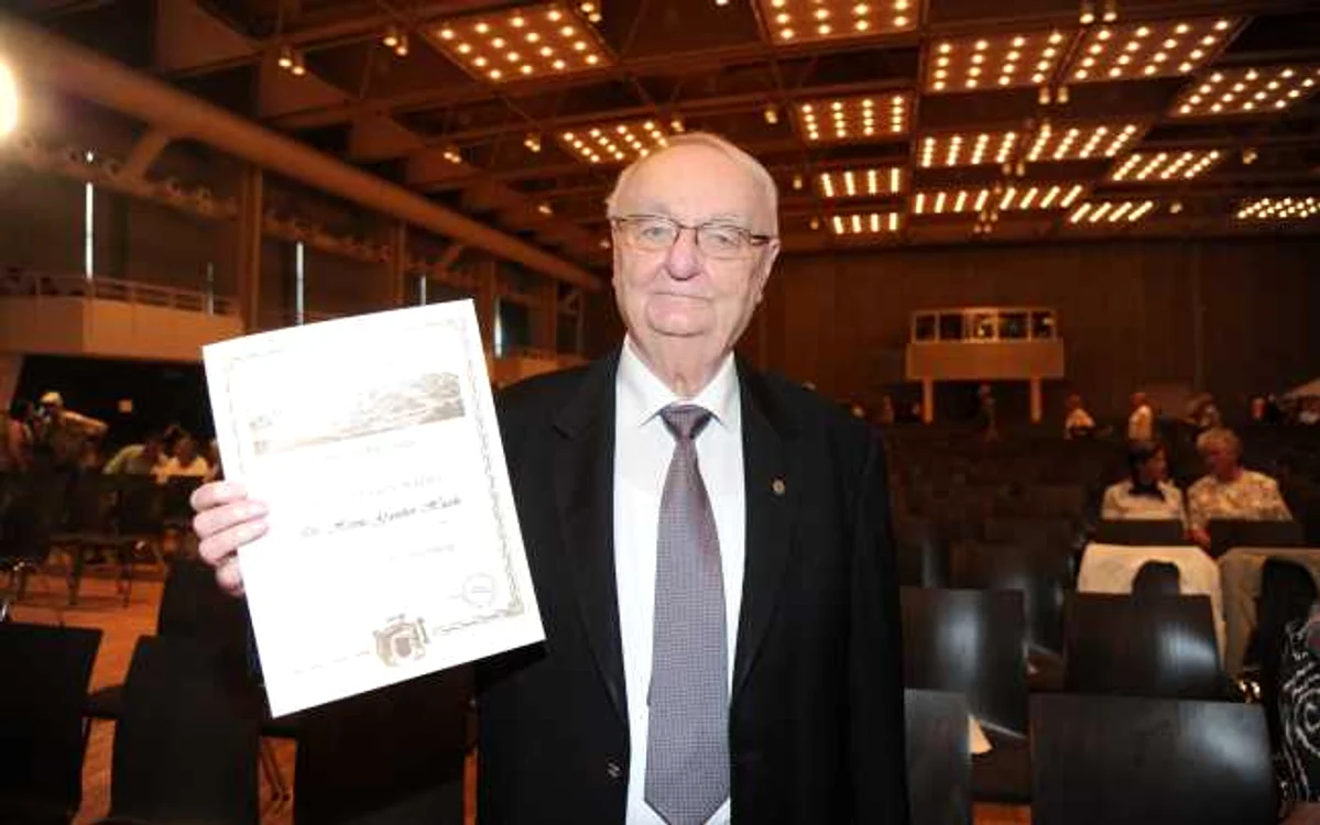 Hainz Gunther Hush decorat de şvabii bănăţeni Foto