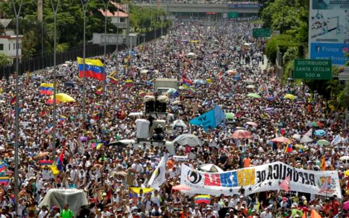 Proteste de masă în Venezuela