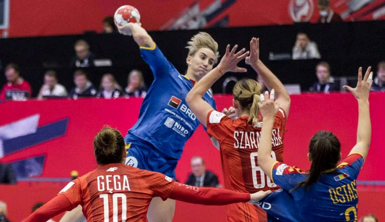 Cristina Laslo a marcat 6 goluri în victoria cu PoloniaFOTO: Sportpictures.eu