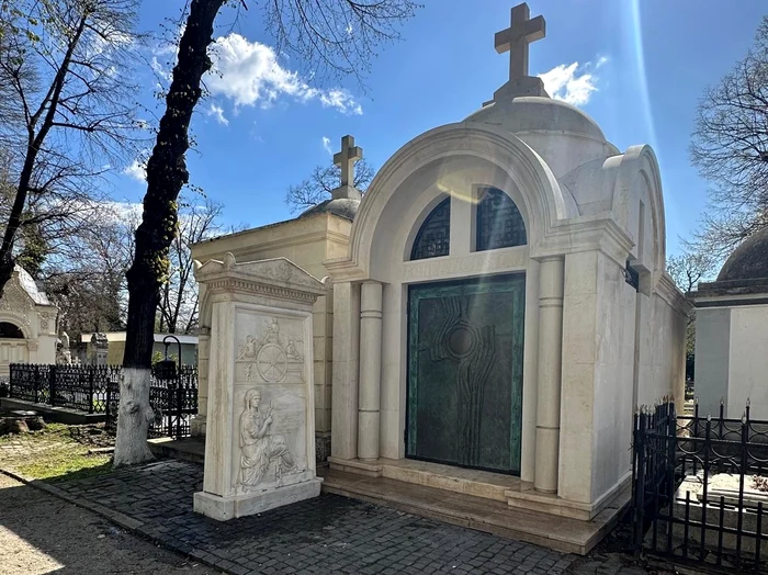 Cavoul unde va fi înmormântat Mircea Lucescu (FOTO: Click!)