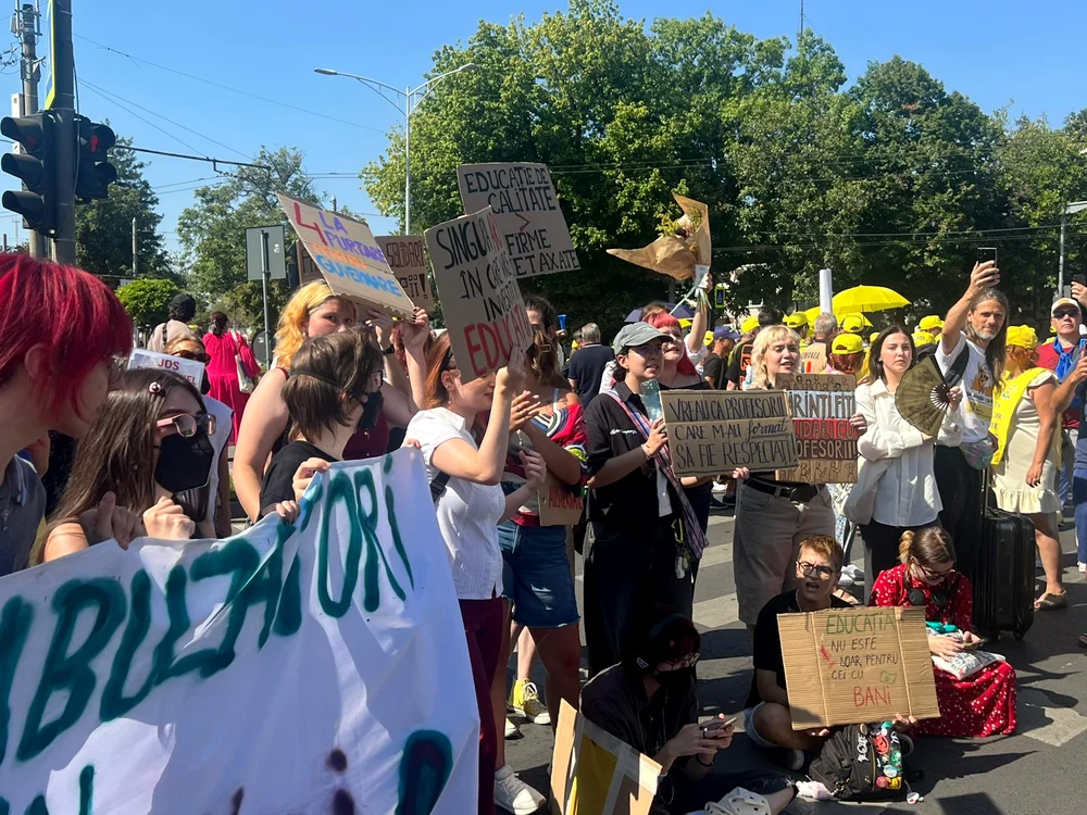 Sindicatele pregătesc proteste și grevă generală