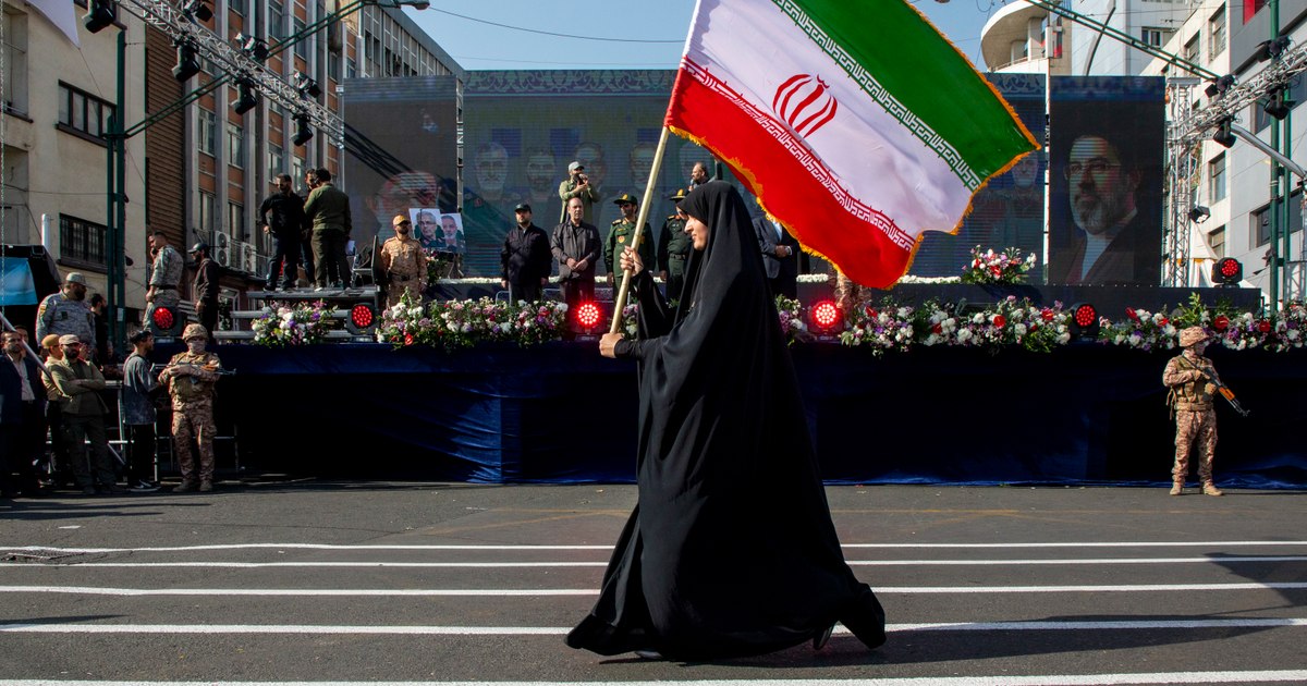 Povestea unei vieți între două lumi: copilăria din Iran și libertatea descoperită în România. „Nu aveam voie să am un câine, autoritățile îl puteau confisca“