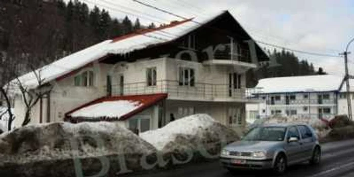 Preţul de pornire pentru vila din Predeal este de 240.300 Euro fără TVA Foto.Adevărul Braşov