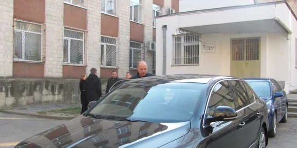 papuc si botnari