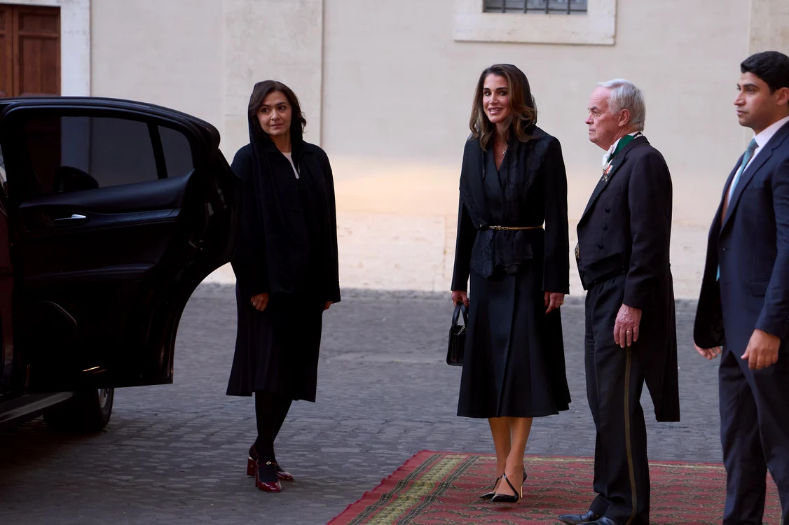 Regina Rania a Iordaniei, superbă la Vatican, Profimedia (1) jpg