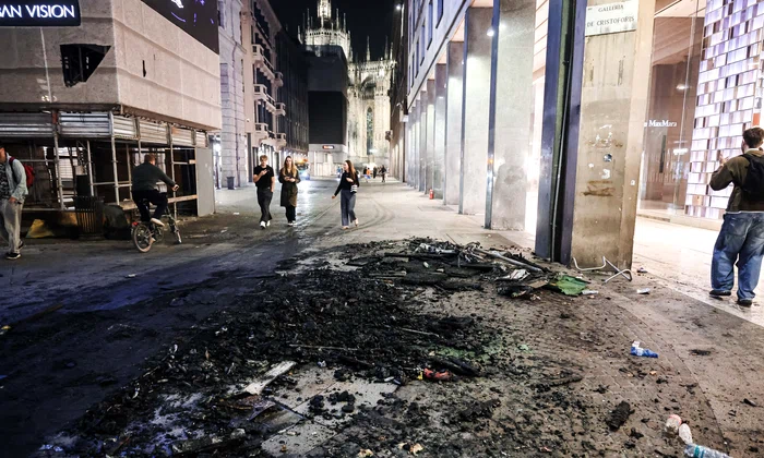 Distrugerile provocate de protestele din Italia 