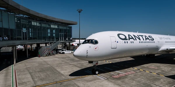 A350 1000ULR  Qantas jpg