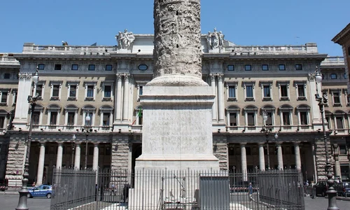 Columna lui Marc Aureliu din Roma (© Marco Assini / Wikimedia Commons)