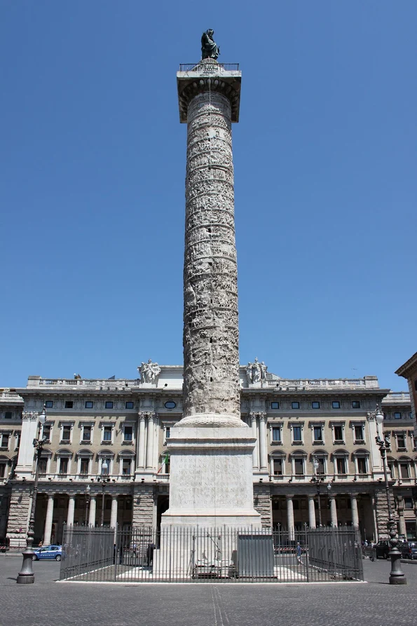 Columna lui Marc Aureliu din Roma (© Marco Assini / Wikimedia Commons)