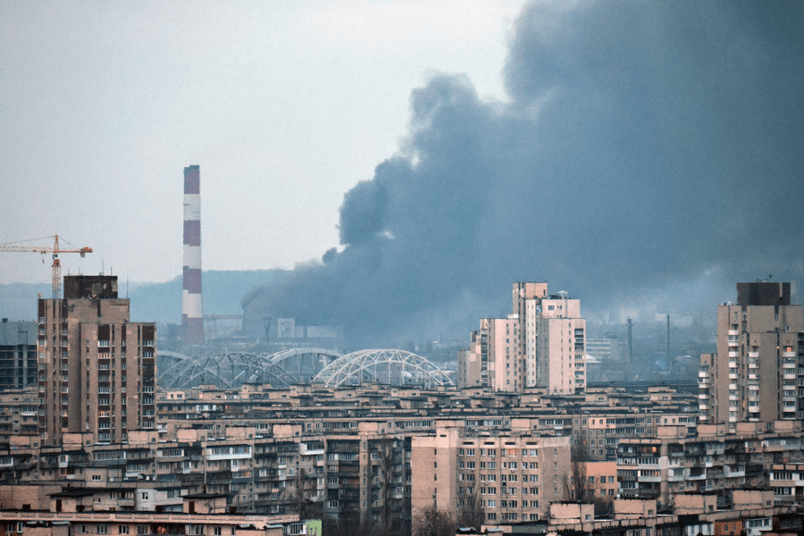 Rusia spune că a bombardat „masiv" Ucraina ca „represalii" la o recentă incursiune pe teritoriul său 