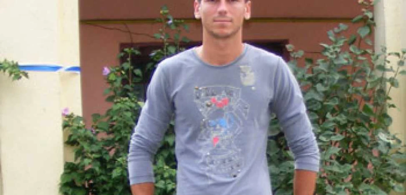 Reşiţa: PORTRET / Daniel Tică, un fotbalist pasionat de lectură