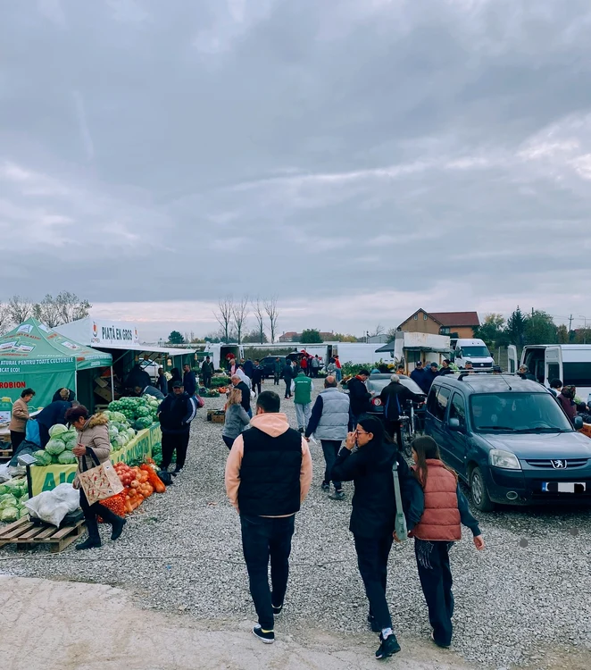 Românii fac piața, mai ales în perioada postului Foto: Facebook / Piața Agrorex