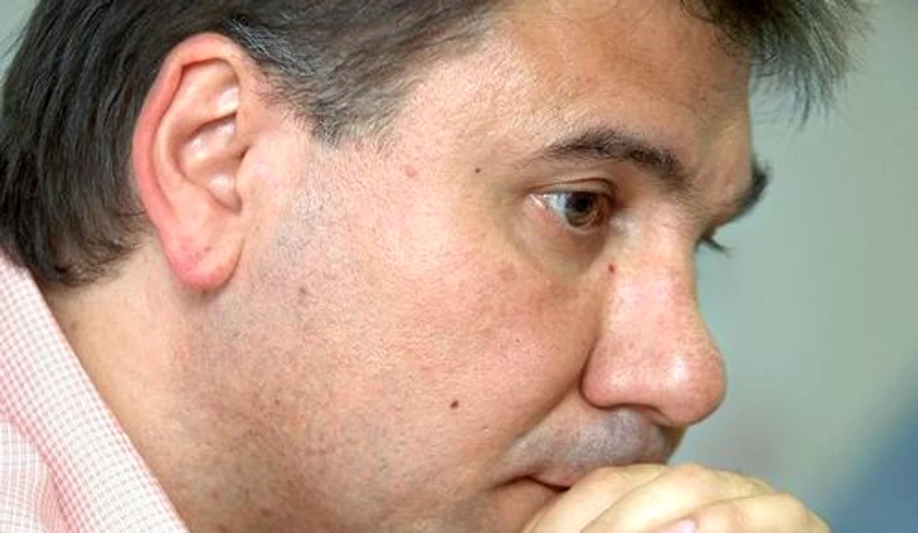 Conspiraţia transparenţei jpeg