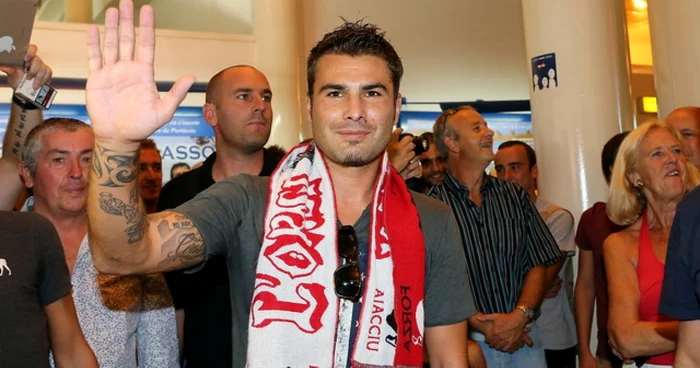 Adrian Mutu a ajuns în Corsica * Foto: www.ac-ajaccio.com