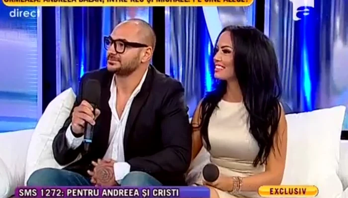 Andreea şi Cristi au venit în emisiune ţinându-se de mână