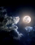 1 luna noapte shutterstock 127982234 jpg jpeg