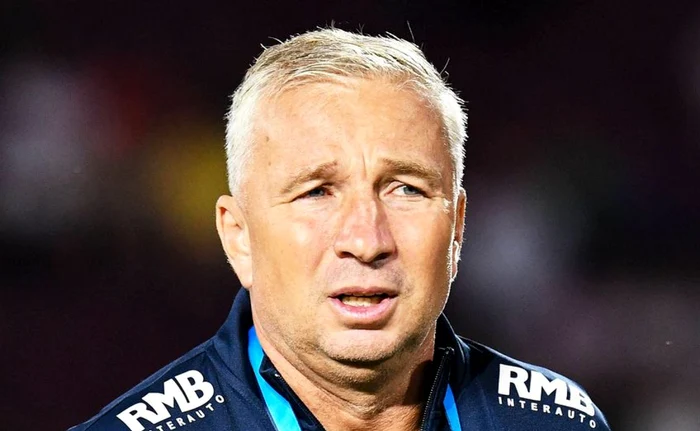 Dan Petrescu se apropie de finalul șederii sale, la Cluj. FOTO: Arhiva Adevărul