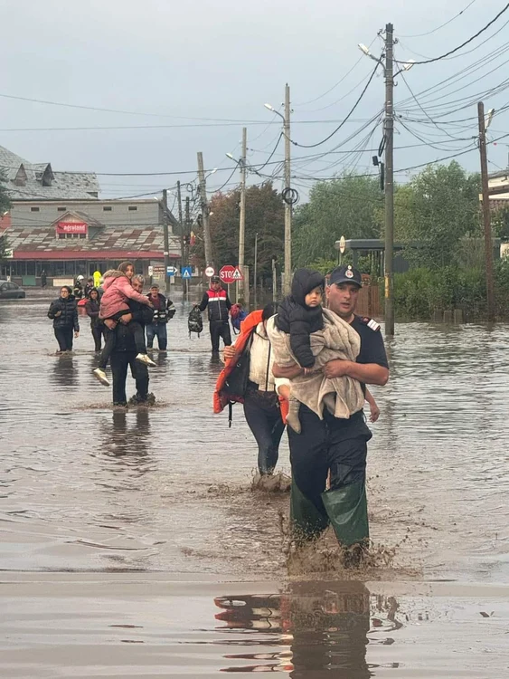 Inundații la Pechea FOTO ISU Galați