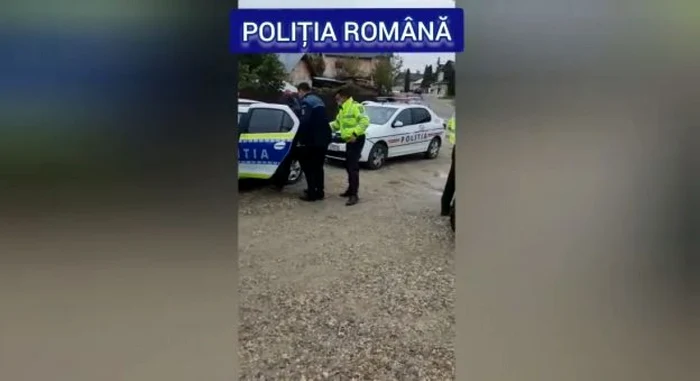 Tânără dată dispărută de familia speriată c-ar vrea să se sinucidă, căutată cu un câine de urmă. Mai mai mulţi posesori de ATW-uri şi un pădurar au plecat după ea