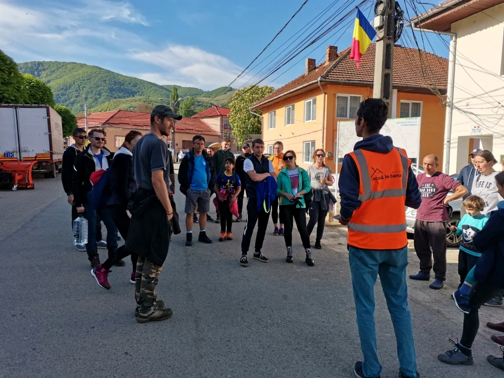 Acţiunea de voluntariat Hai la Rudăria! FOTO Ş.BOTH