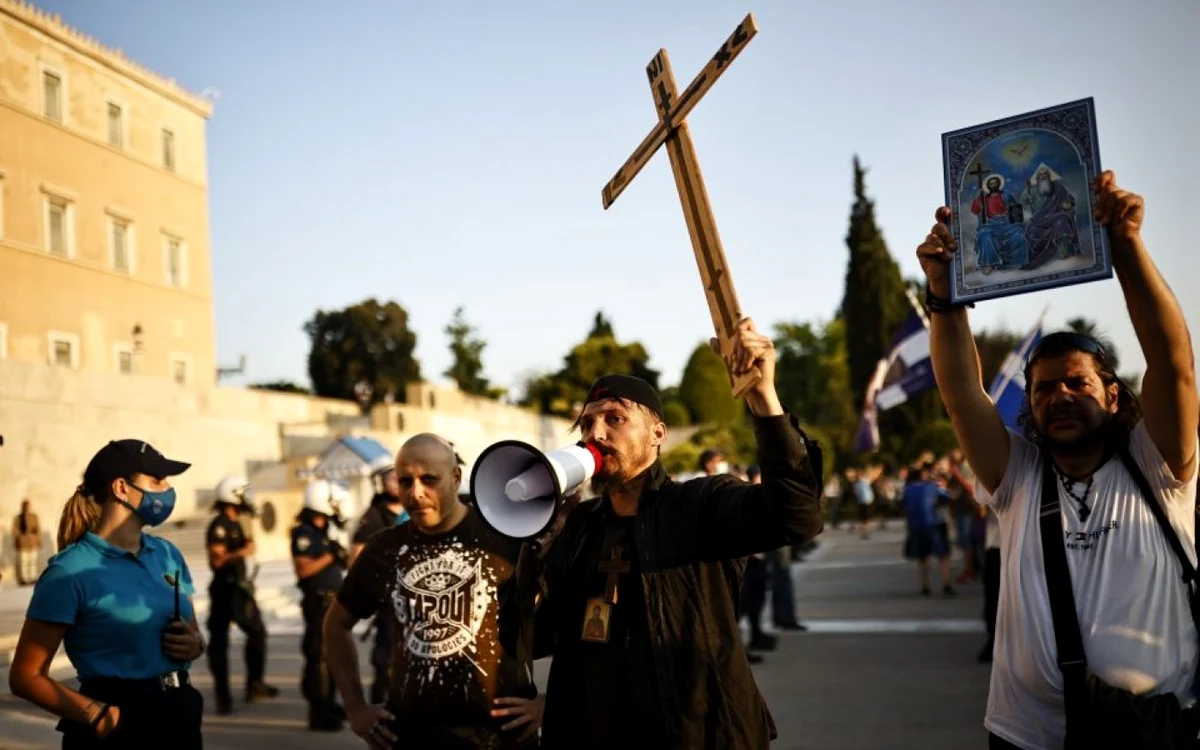 Grecia, proteste ale anti-vaccini;tilor