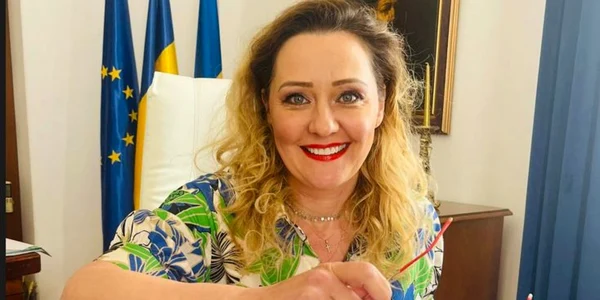 Elena lasconi alege campulung muscel FB