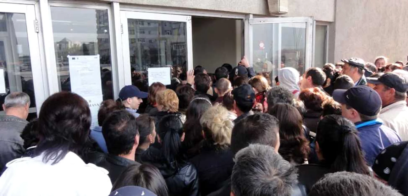 Persoanele fără loc de muncă pot obţine unul prin reţeaua ANOFM FOTO Adevărul