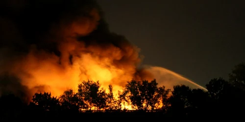 Incendiul a izbucnit în urmă cu o săptămână. Foto Arhivă