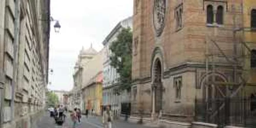 Sinagoga din Cetate a fost construită între 1863-1865, în stil maur