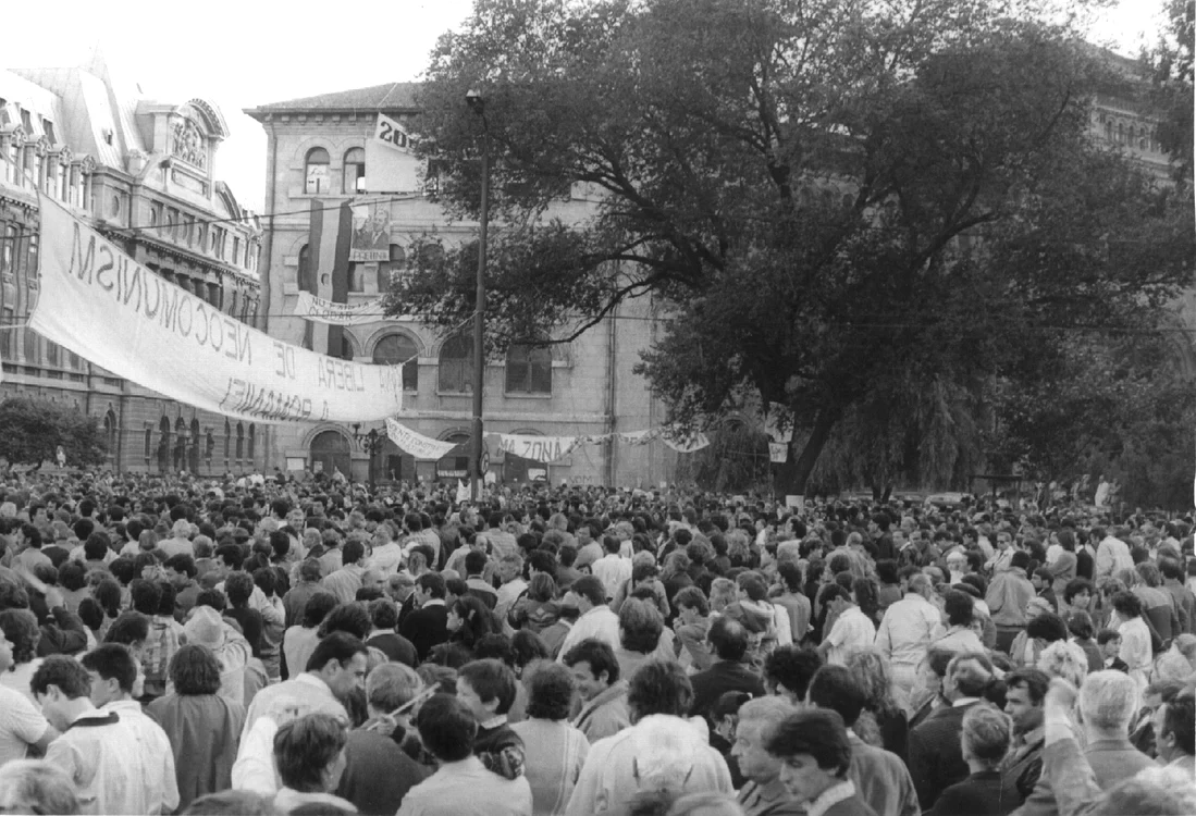 Piața Universității după 20 de ani jpeg