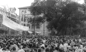 Piața Universității după 20 de ani jpeg