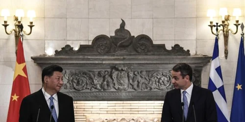 Intalnire la Atena intre Kyriakos Mitsotakis si Xi Jinping FOTO EPA-EFE