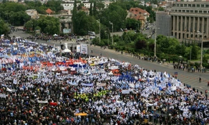 Proteste de stradă: ghid de supraviețuire jpeg