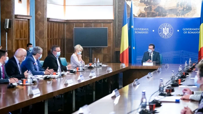 Șase nume sunt vehiculate să-i ia locul lui Ludovic Orban la șefia Guvernului