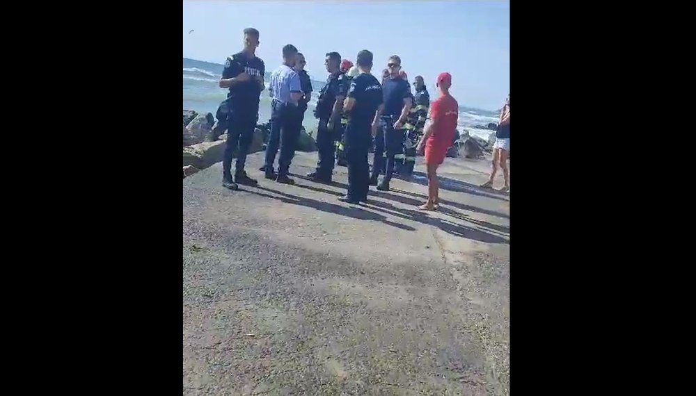Scafandri specializați în neutralizarea minelor marine se deplasează la Costinești: „O misiune dificilă”